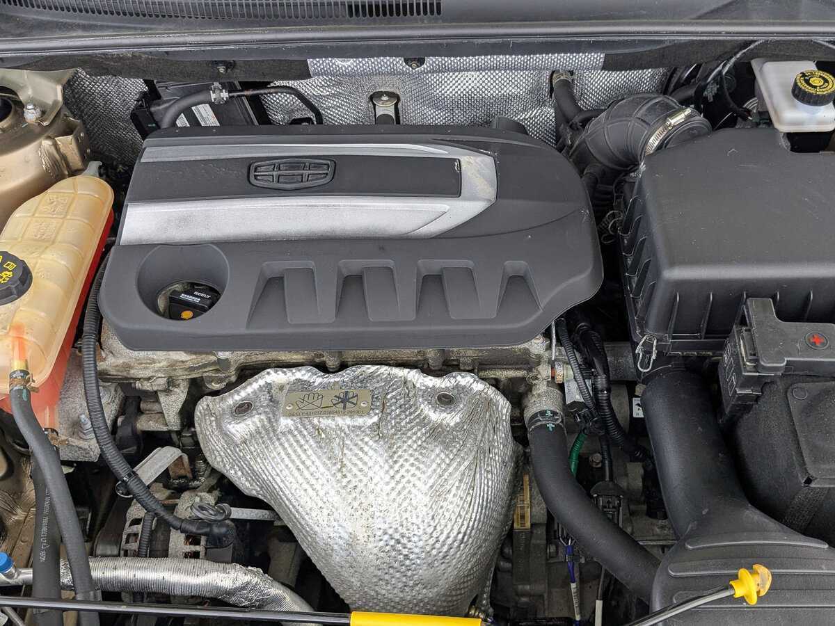 Купить Geely Emgrand X7 с пробегом. Фото: #8