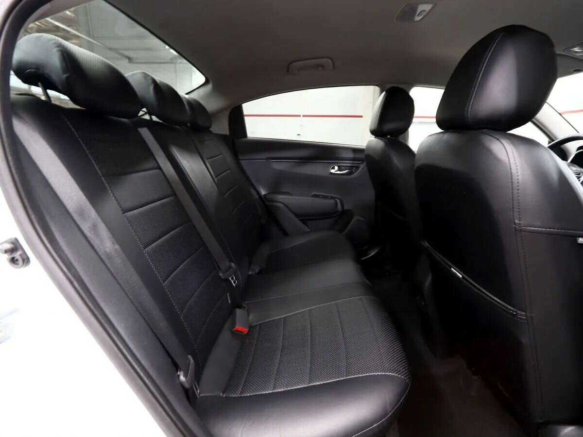 Купить Kia Rio с пробегом. Фото: #13