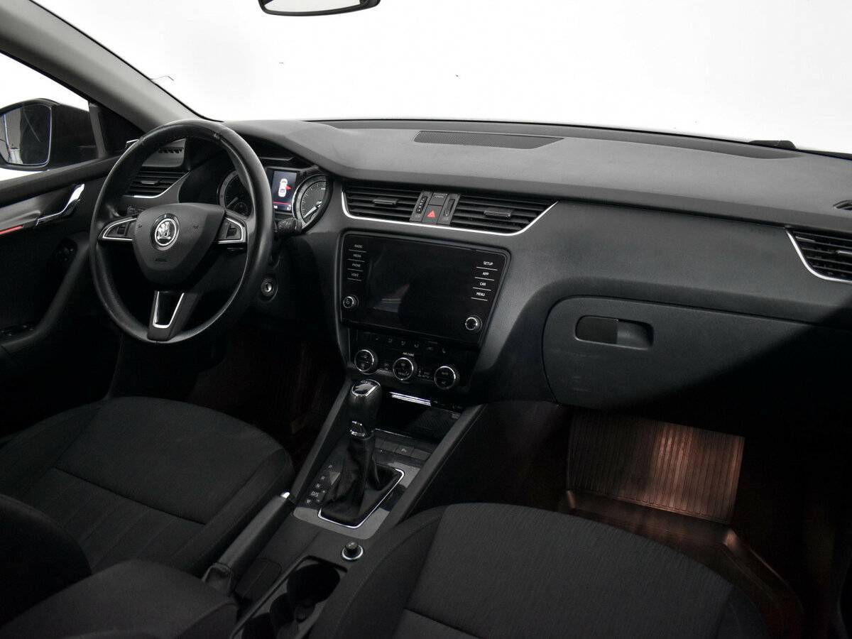Купить Skoda Octavia с пробегом. Фото: #8