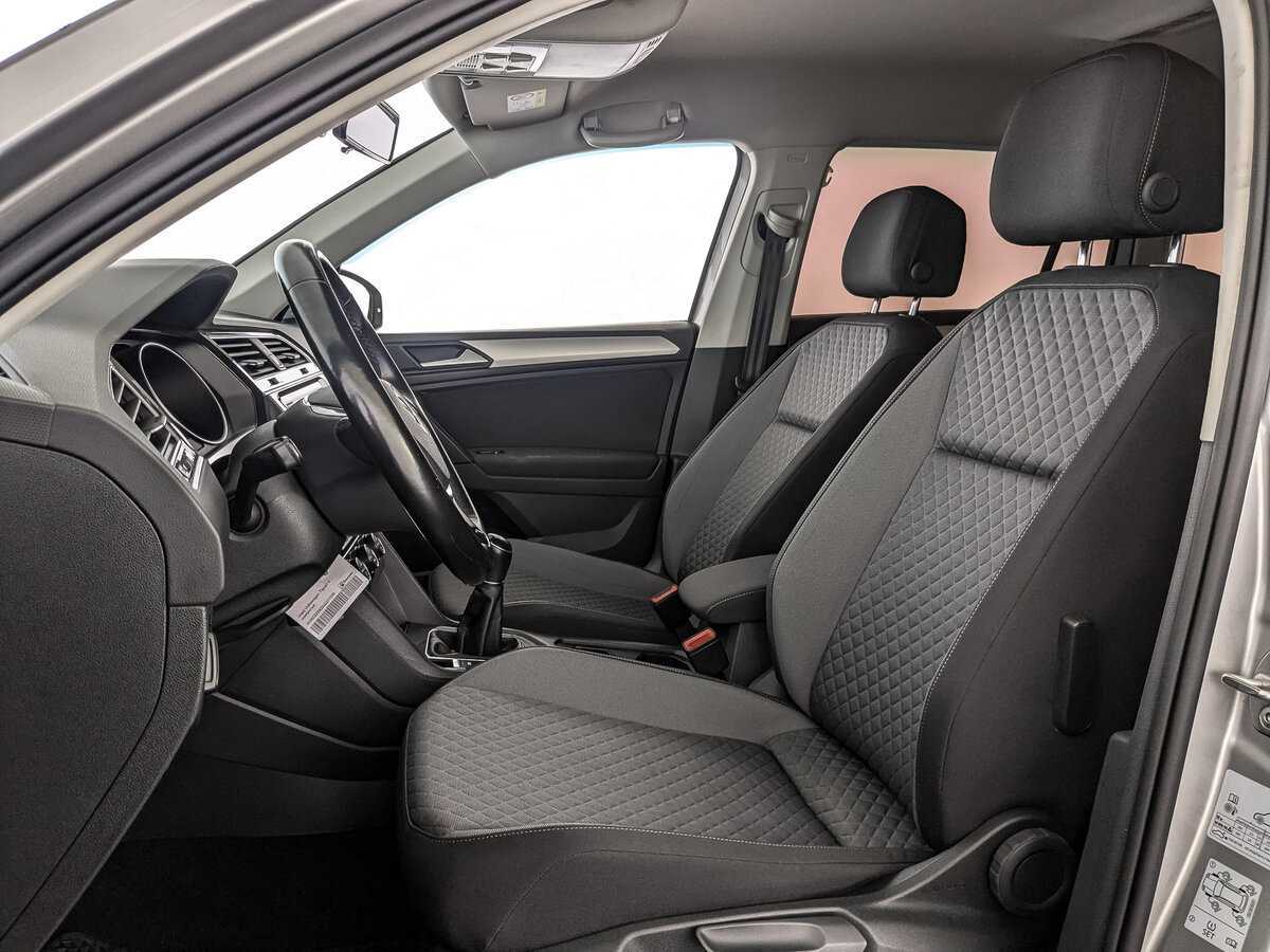 Купить Volkswagen Tiguan с пробегом. Фото: #15