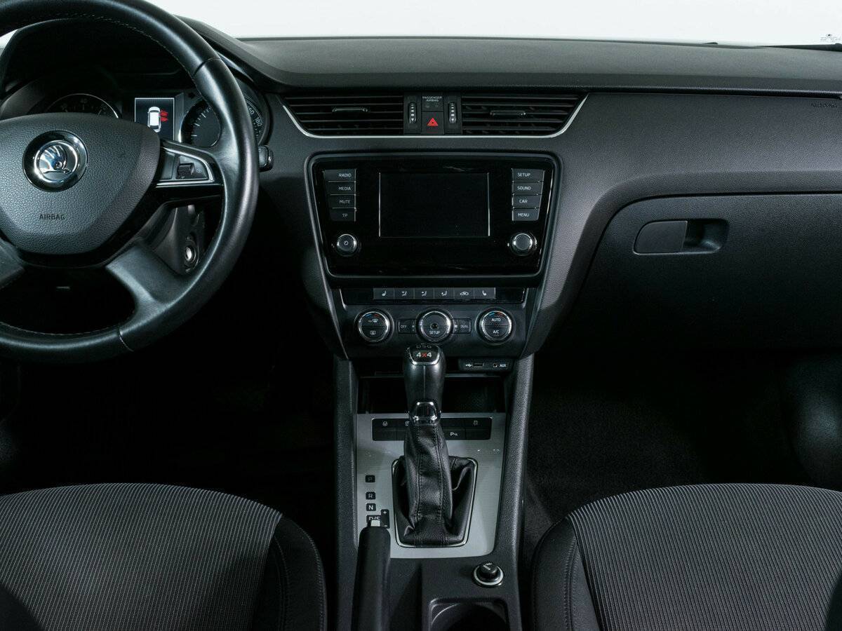 Купить Skoda Octavia с пробегом. Фото: #8