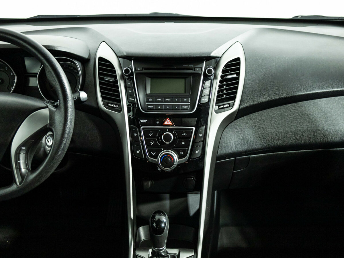 Купить Hyundai i30 с пробегом. Фото: #13