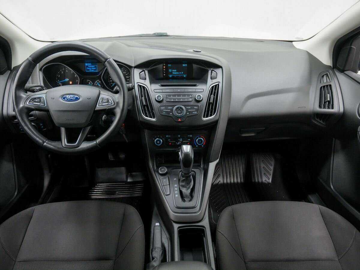 Купить Ford Focus с пробегом. Фото: #10