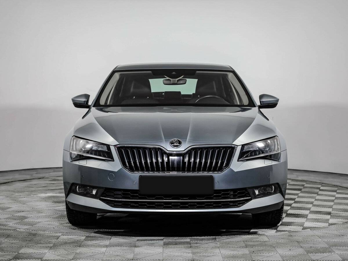 Купить Skoda Superb с пробегом. Фото: #1