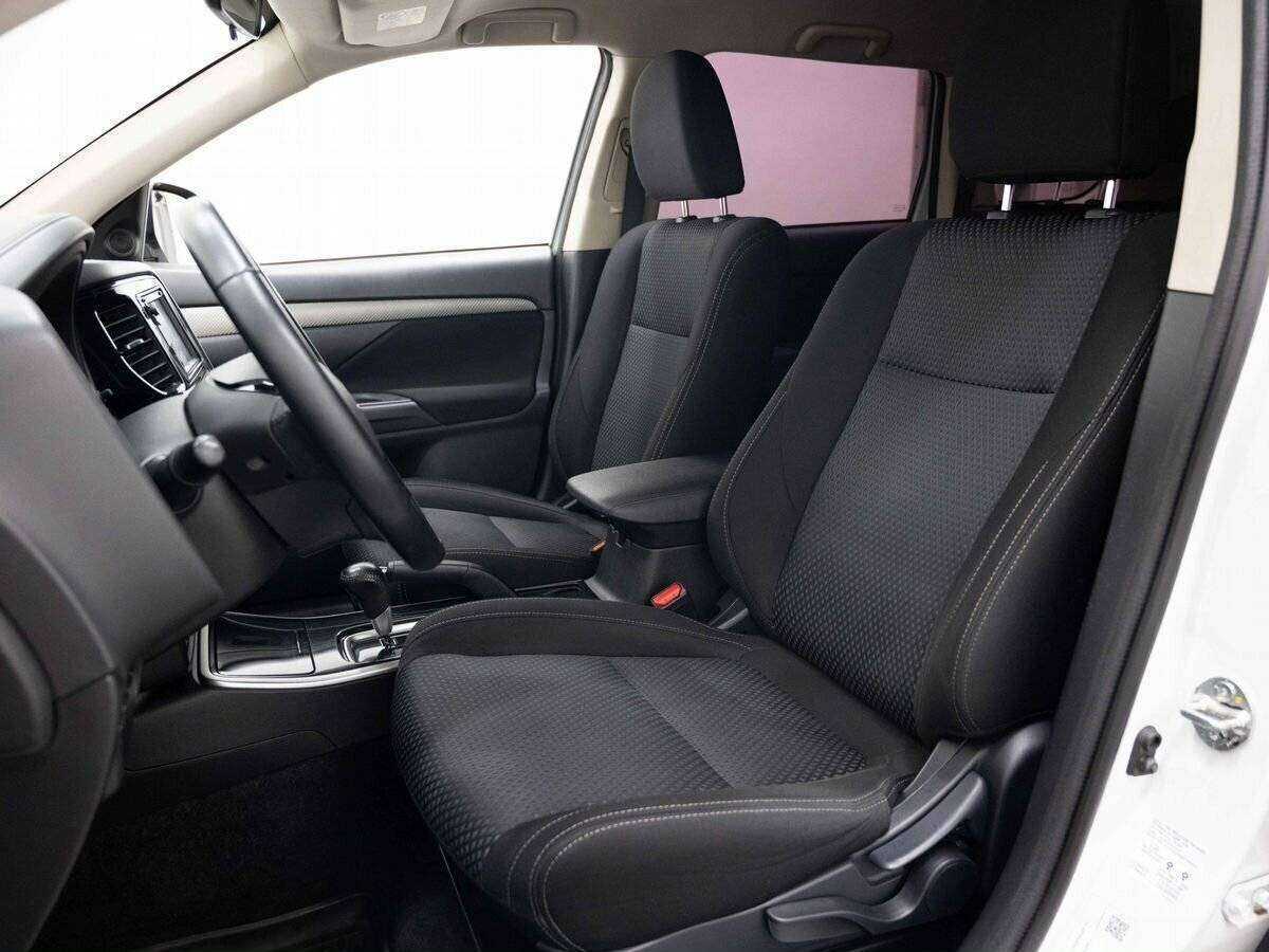 Купить Mitsubishi Outlander с пробегом. Фото: #7