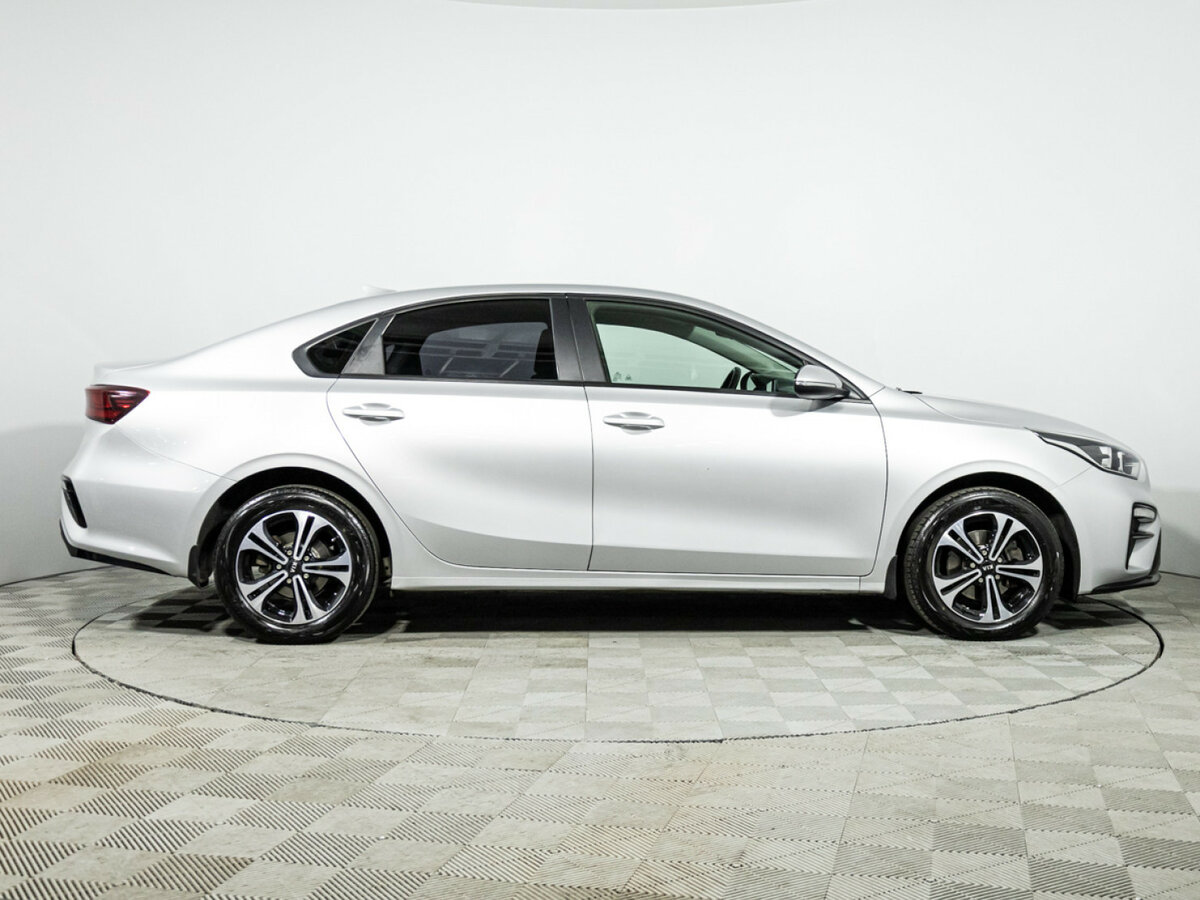 Купить Kia Cerato с пробегом. Фото: #3