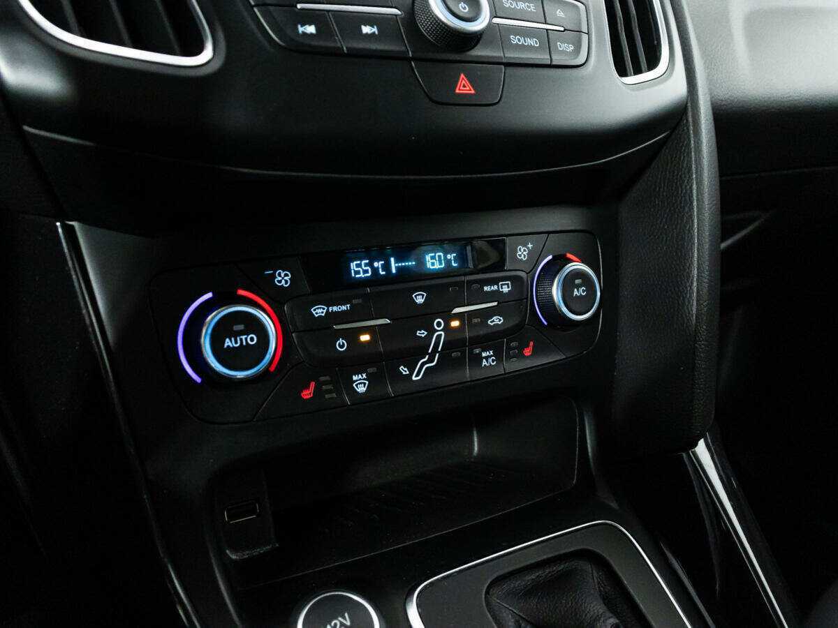 Купить Ford Focus с пробегом. Фото: #16