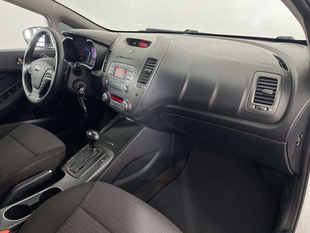 Купить Kia Cerato с пробегом. Фото: #7