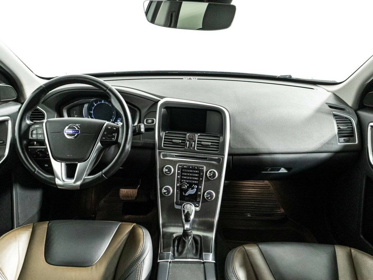 Купить Volvo XC60 с пробегом. Фото: #13
