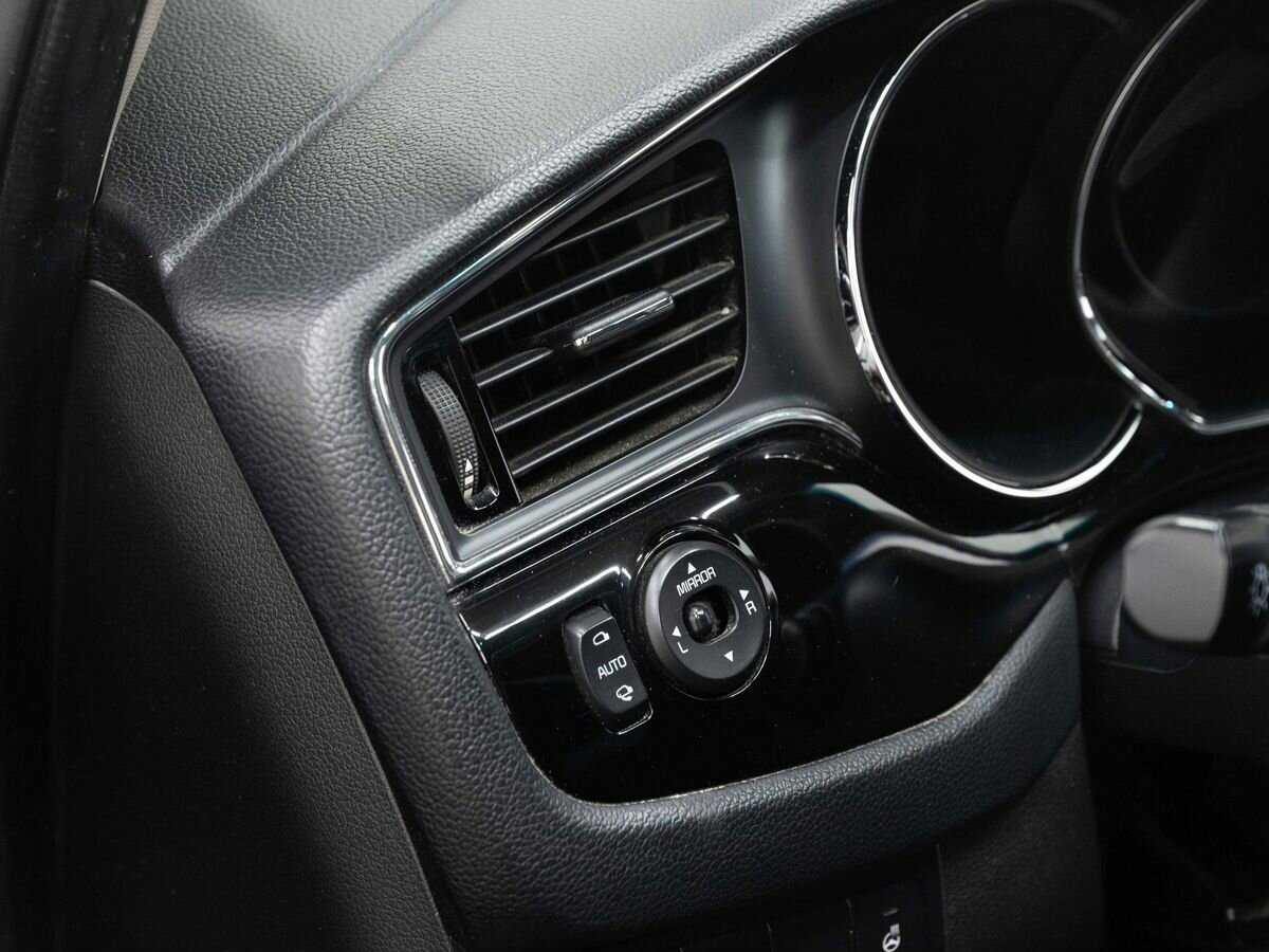 Купить Kia Ceed с пробегом. Фото: #18