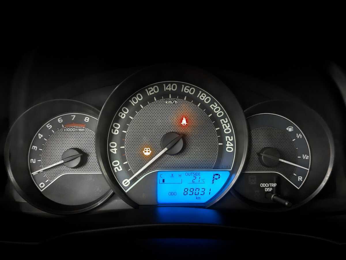 Купить Toyota Corolla с пробегом. Фото: #12