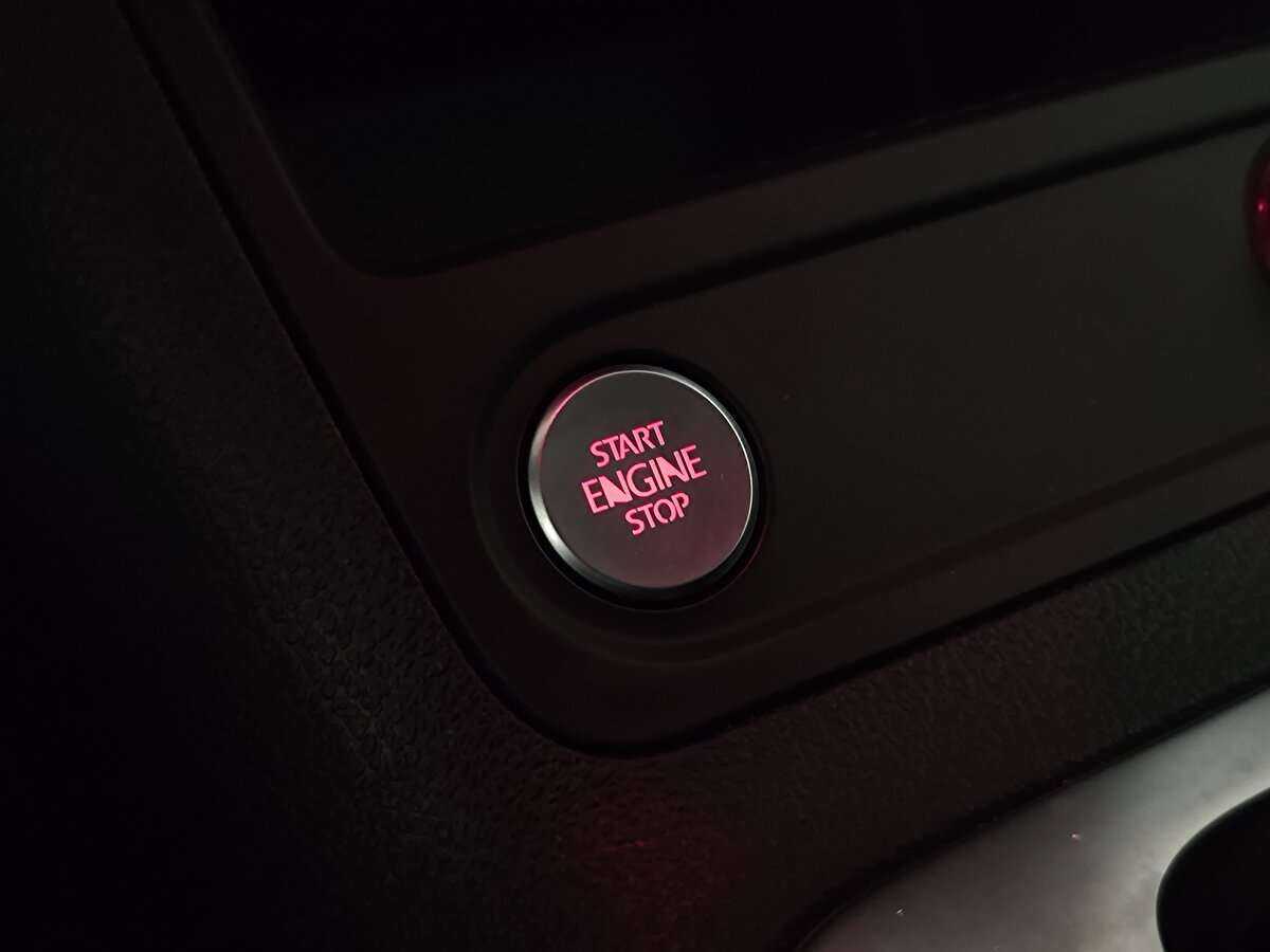 Купить Volkswagen Tiguan с пробегом. Фото: #12