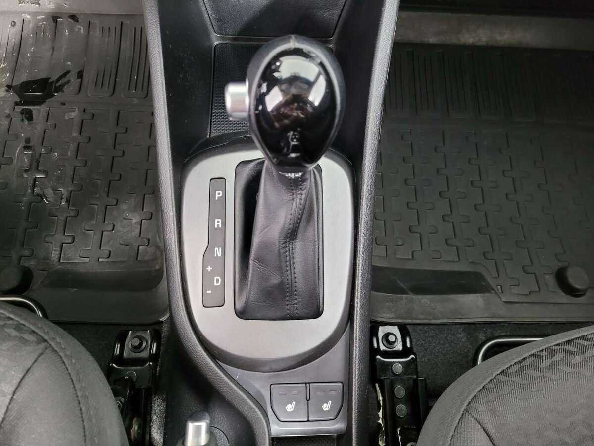 Купить Kia Rio с пробегом. Фото: #12