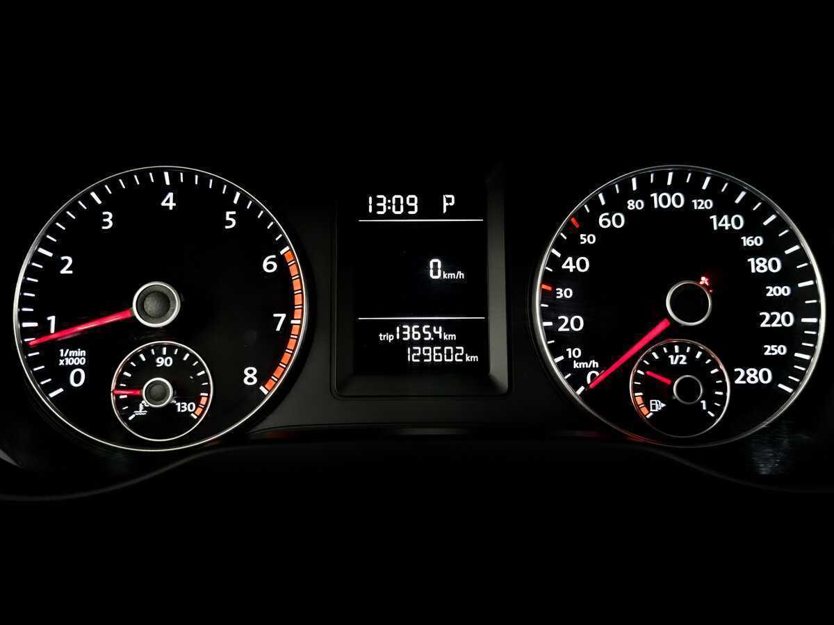 Купить Volkswagen Jetta с пробегом. Фото: #12