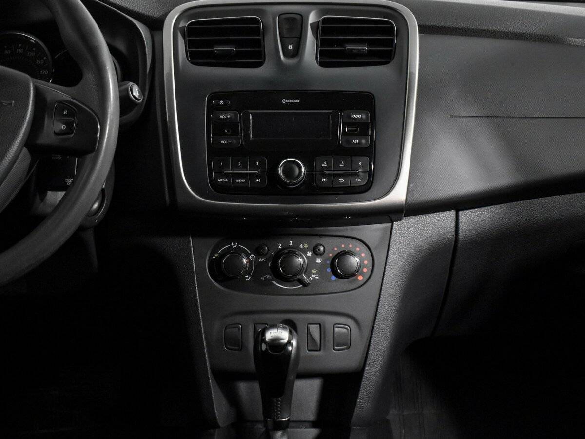 Купить Renault Sandero с пробегом. Фото: #13