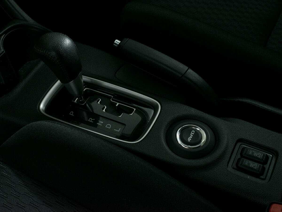 Купить Mitsubishi Outlander с пробегом. Фото: #15