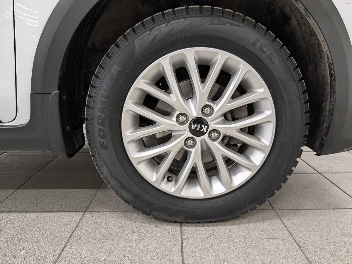 Купить Kia Rio с пробегом. Фото: #11