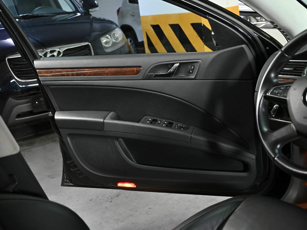 Купить Skoda Superb с пробегом. Фото: #5