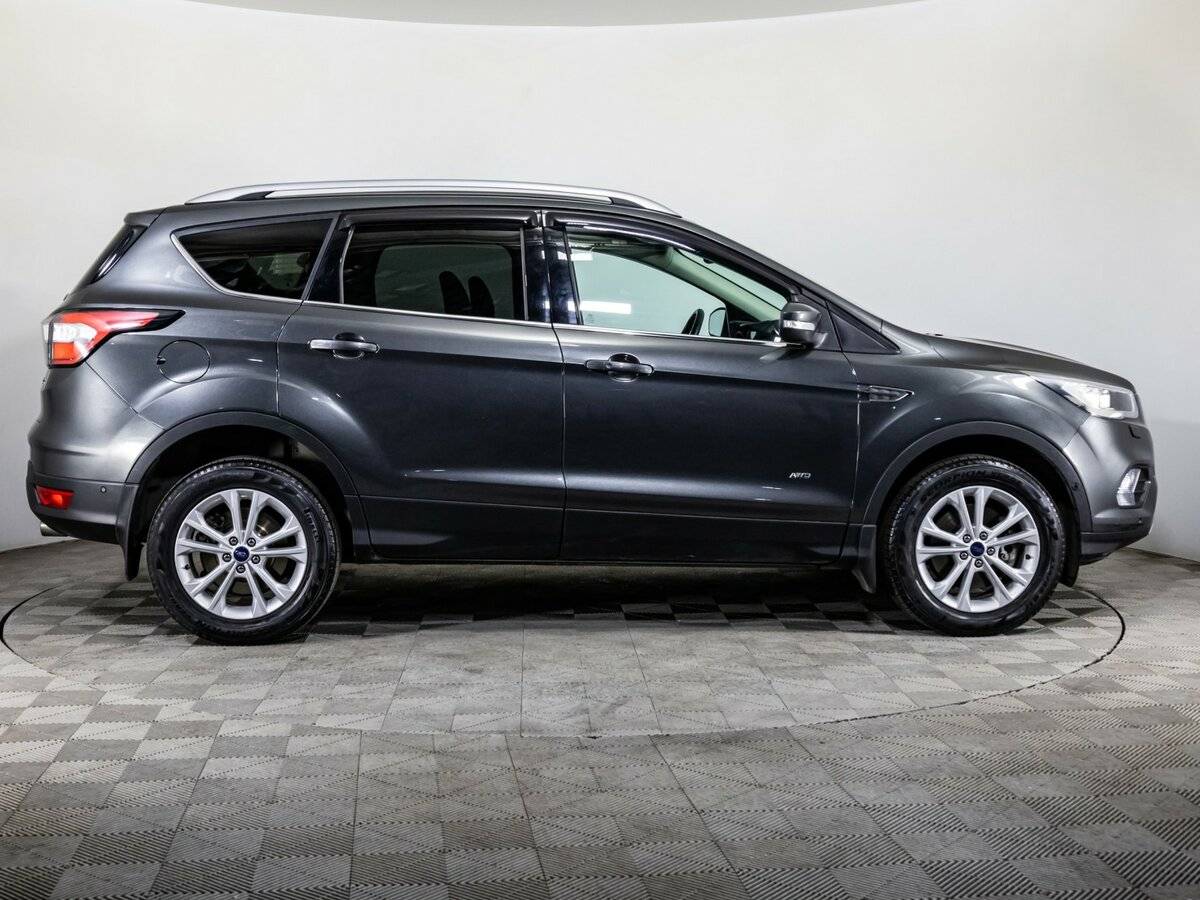 Купить Ford Kuga с пробегом. Фото: #3
