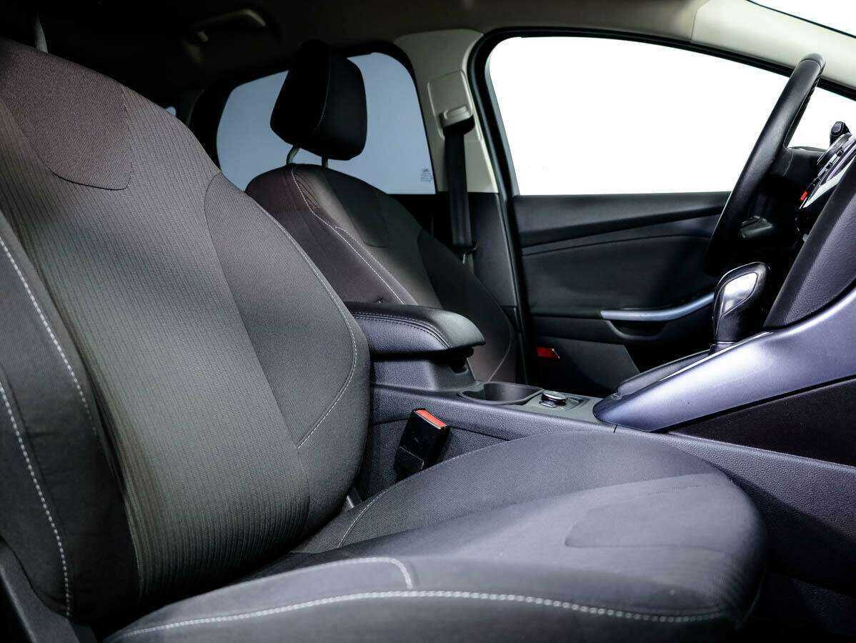 Купить Ford Focus с пробегом. Фото: #11