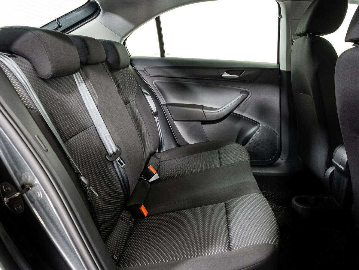 Купить Volkswagen Polo с пробегом. Фото: #13