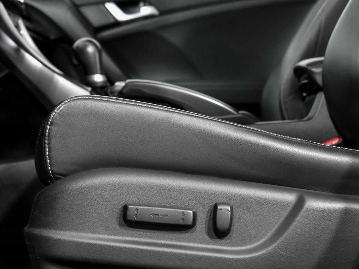 Купить Honda Accord с пробегом. Фото: #9