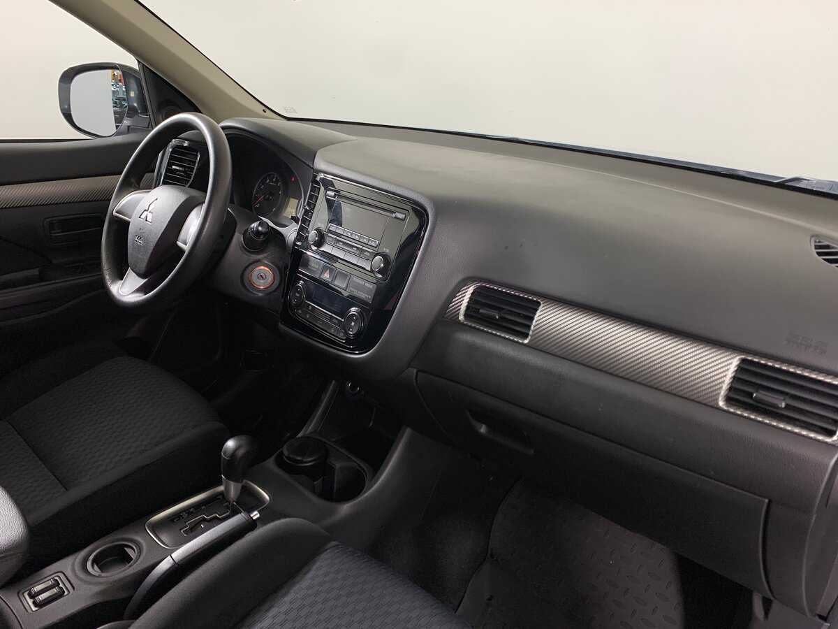 Купить Mitsubishi Outlander с пробегом. Фото: #13
