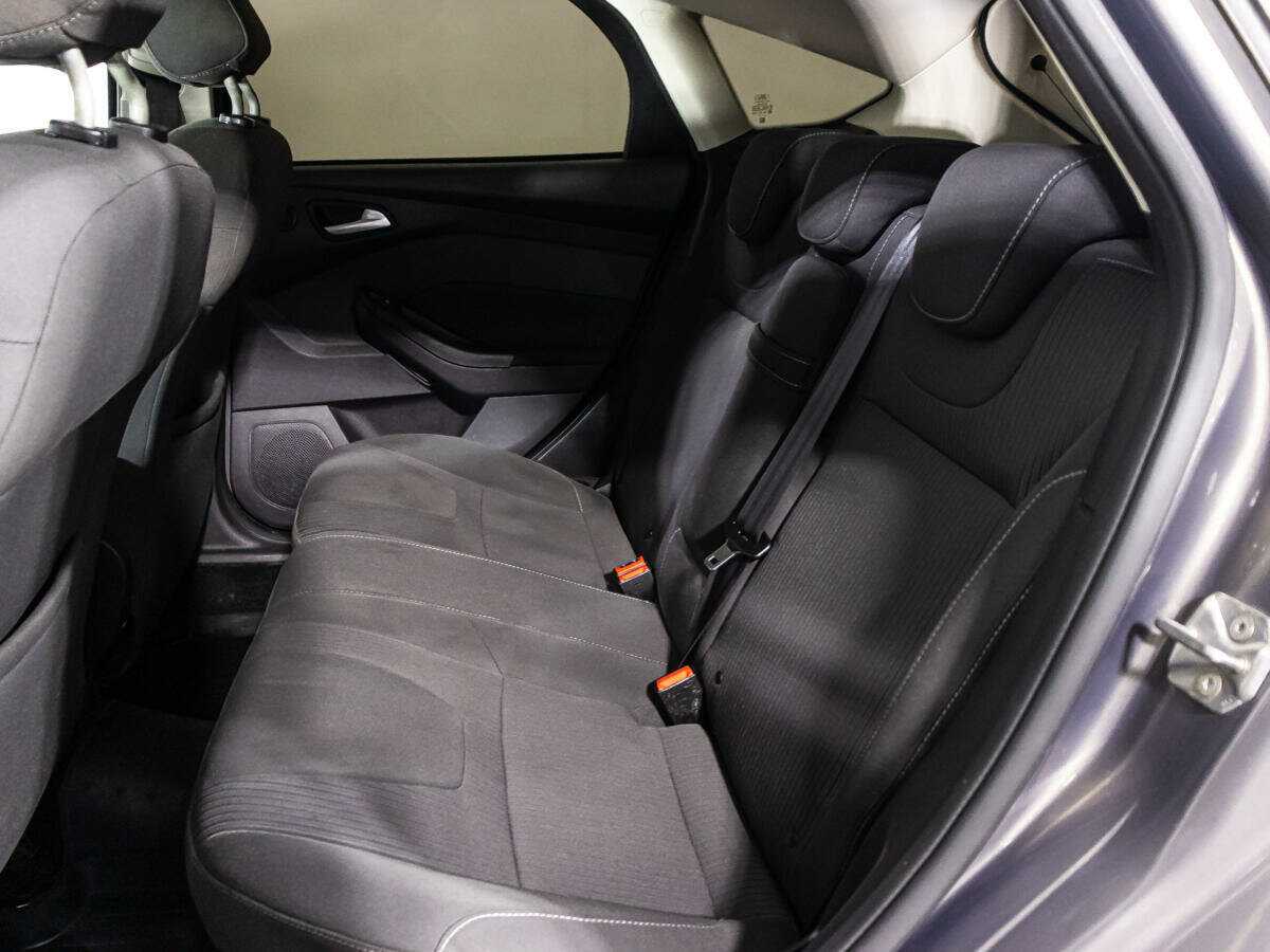 Купить Ford Focus с пробегом. Фото: #9