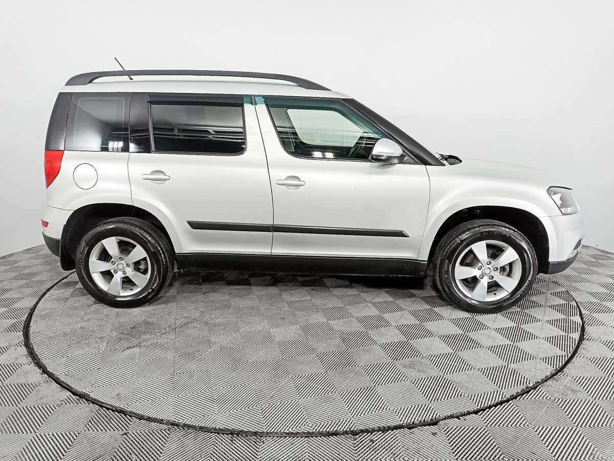 Купить Skoda Yeti с пробегом. Фото: #3