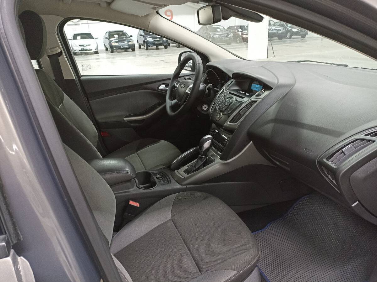 Купить Ford Focus с пробегом. Фото: #10