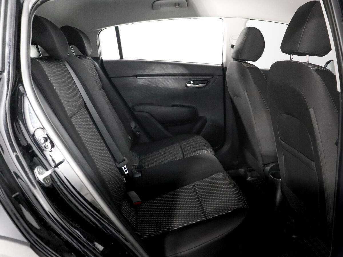 Купить Kia Rio с пробегом. Фото: #10