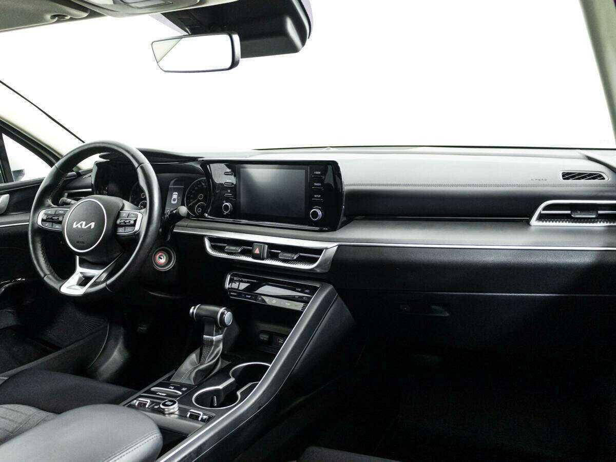 Купить Kia K5 с пробегом. Фото: #8