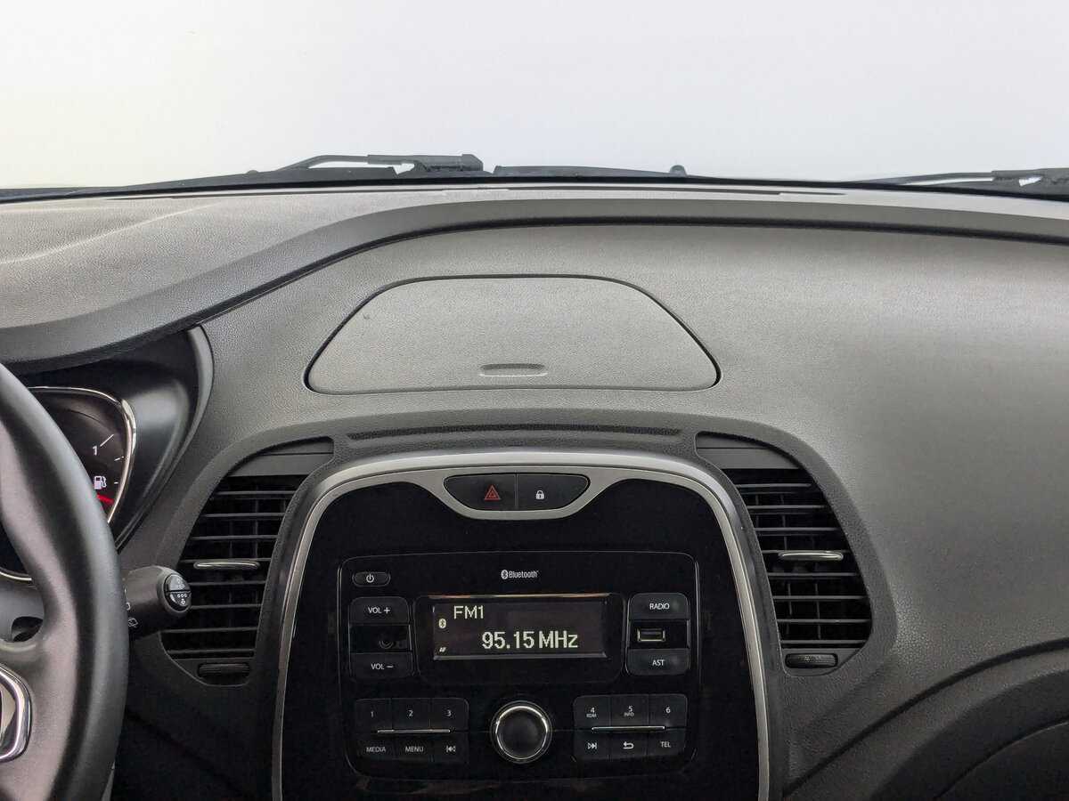 Купить Renault Kaptur с пробегом. Фото: #12