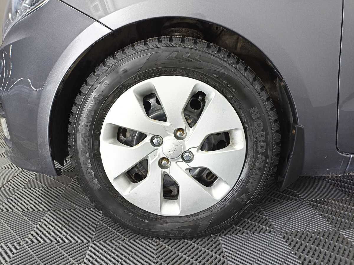 Купить Kia Rio с пробегом. Фото: #17