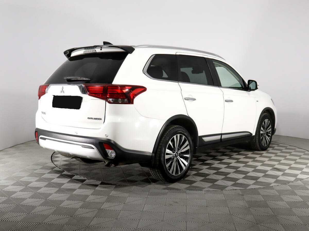Купить Mitsubishi Outlander с пробегом. Фото: #7