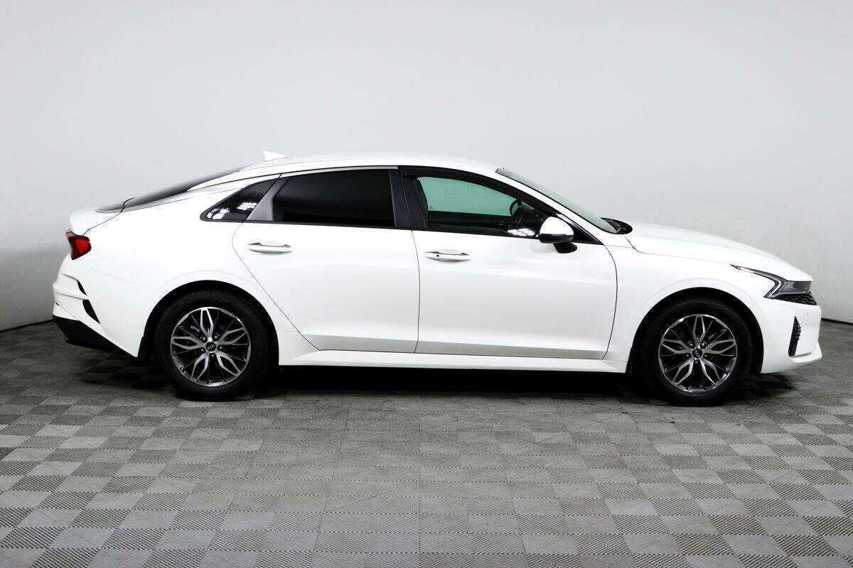 Купить Kia K5 с пробегом. Фото: #3