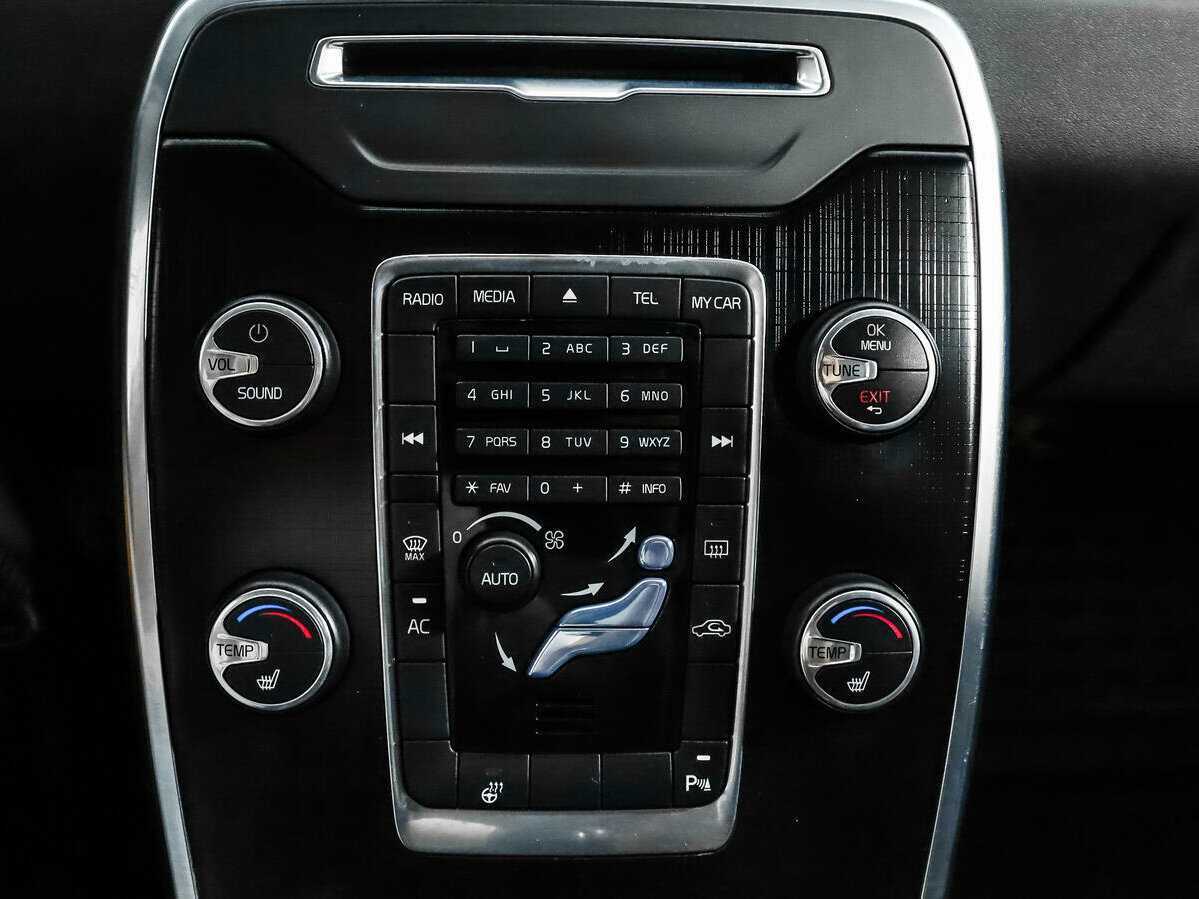 Купить Volvo S80 с пробегом. Фото: #15