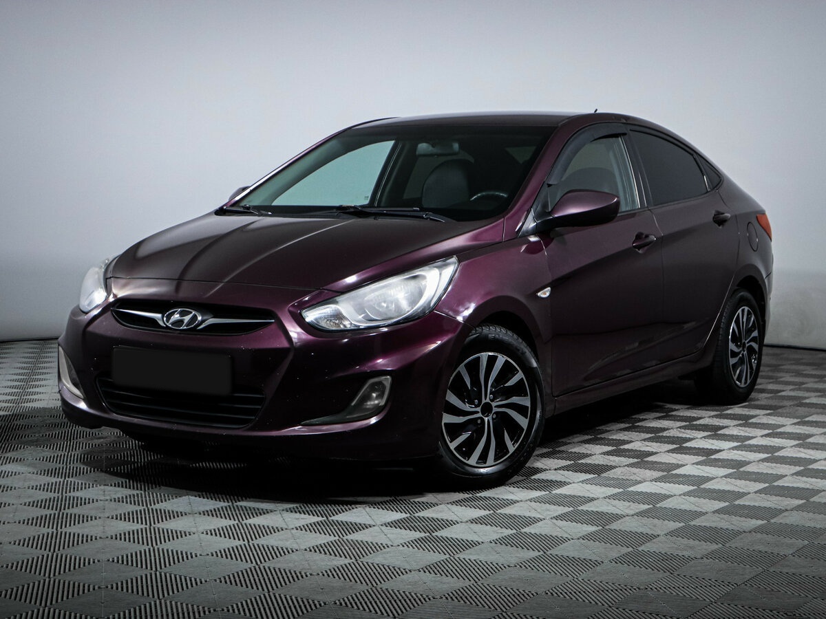 Купить Hyundai Solaris с пробегом. Фото: #0