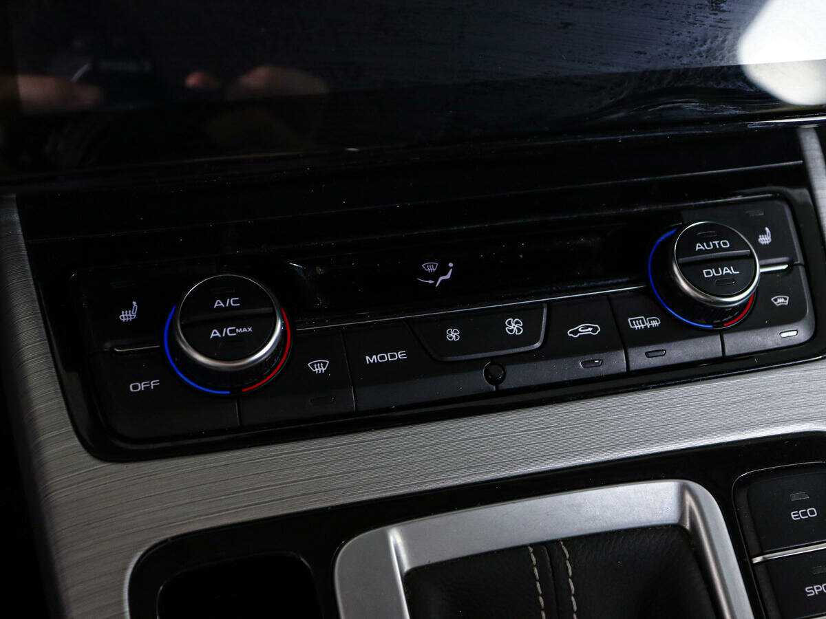 Купить Geely Atlas с пробегом. Фото: #21