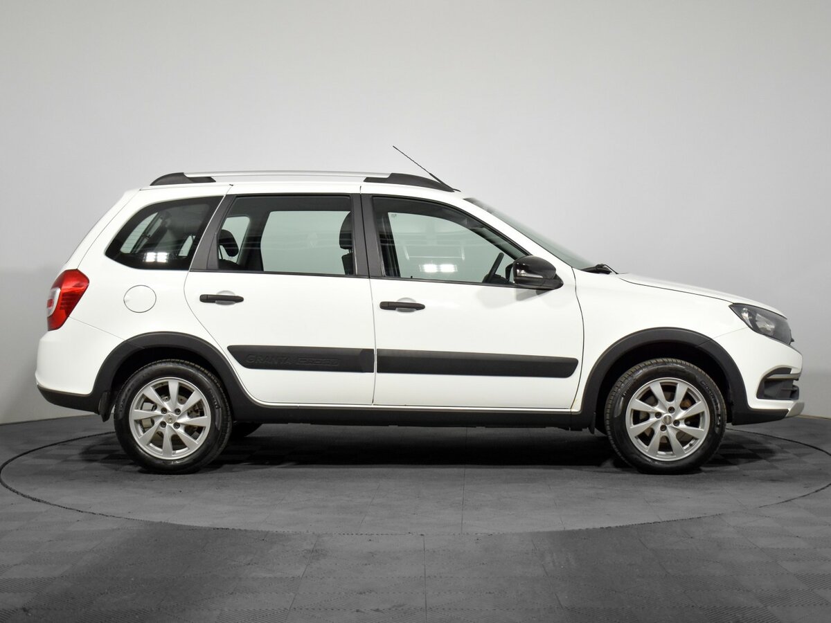 Купить Lada (ВАЗ) Granta с пробегом. Фото: #3