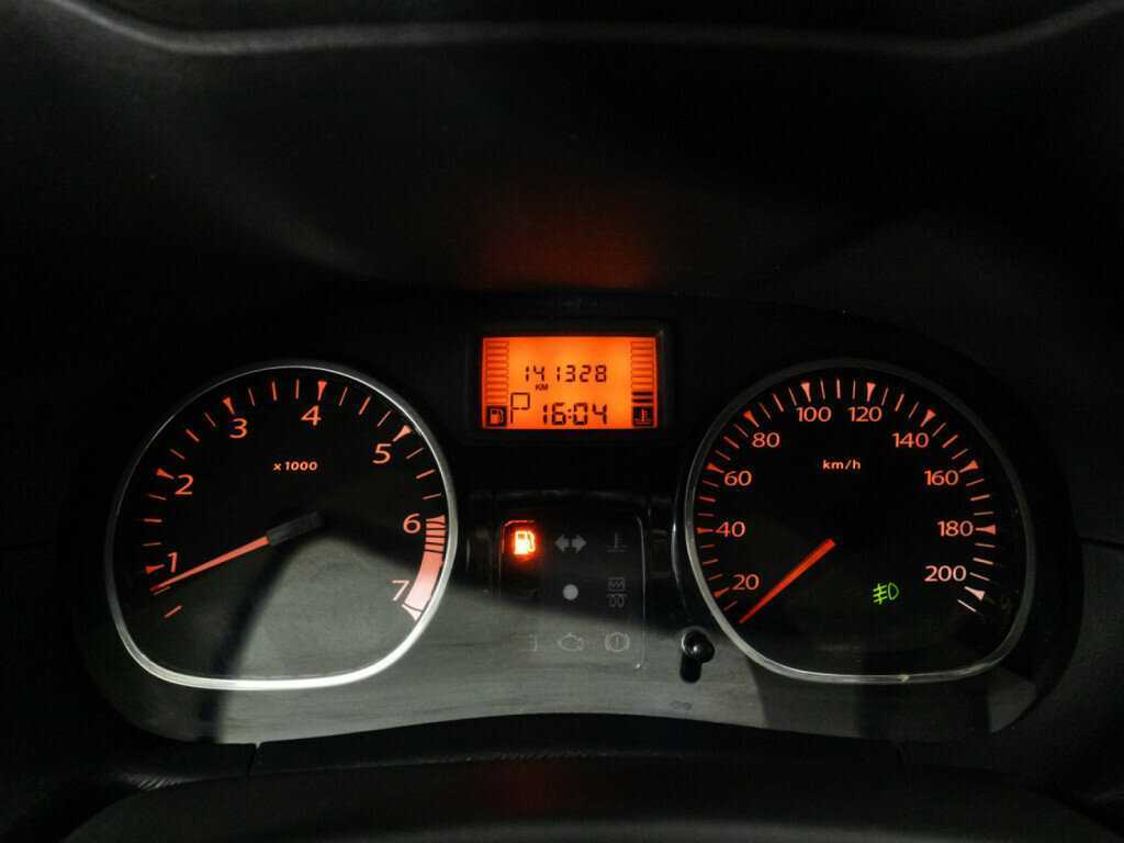 Купить Renault Duster с пробегом. Фото: #11