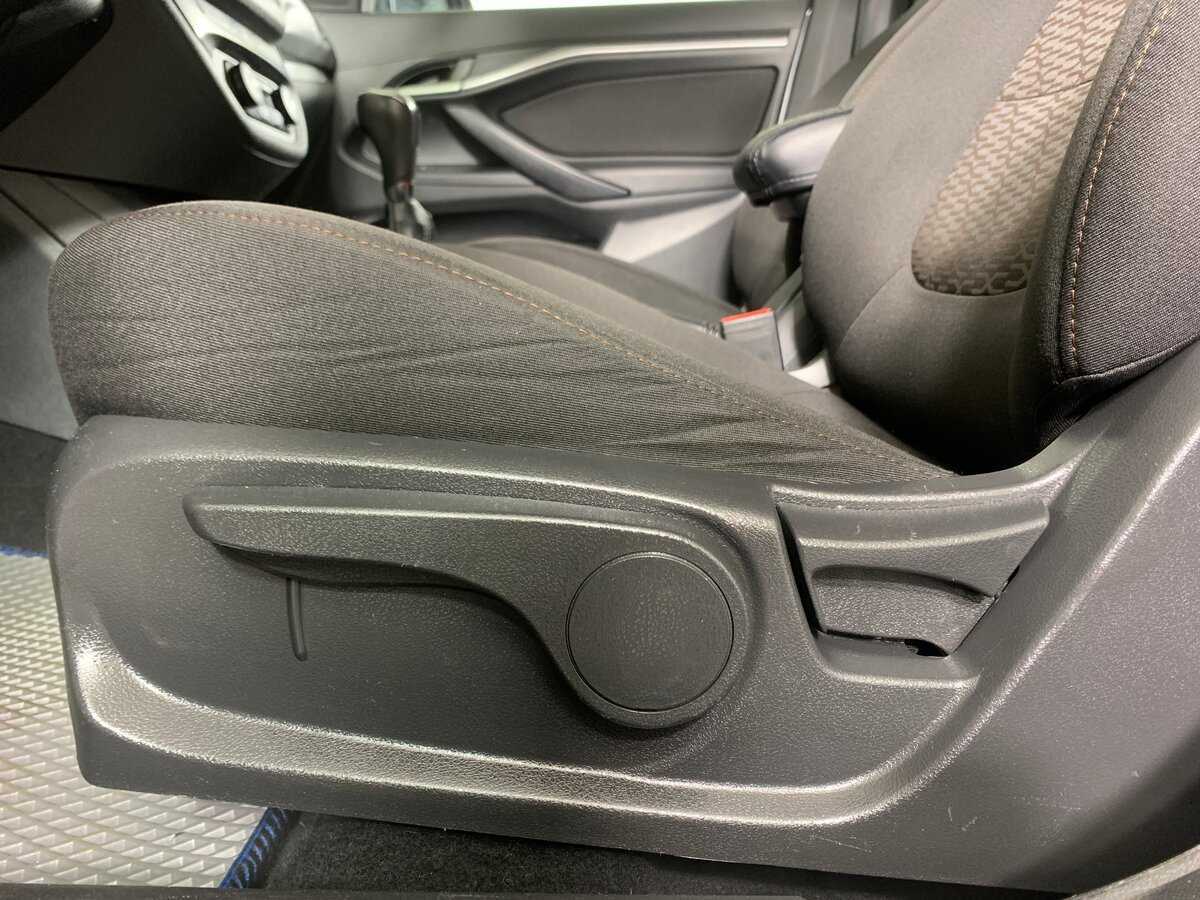 Купить Lada (ВАЗ) Vesta с пробегом. Фото: #16