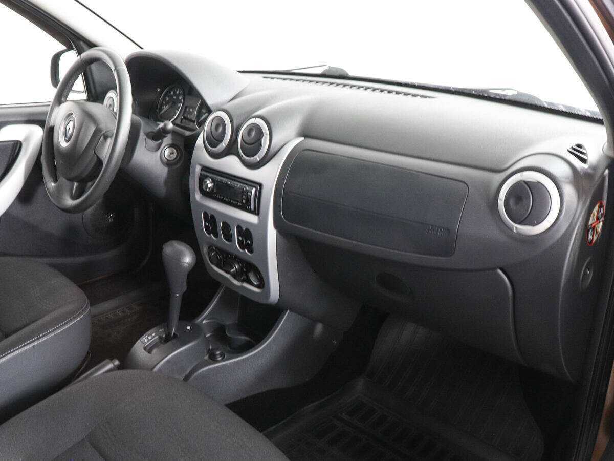 Купить Renault Sandero с пробегом. Фото: #5