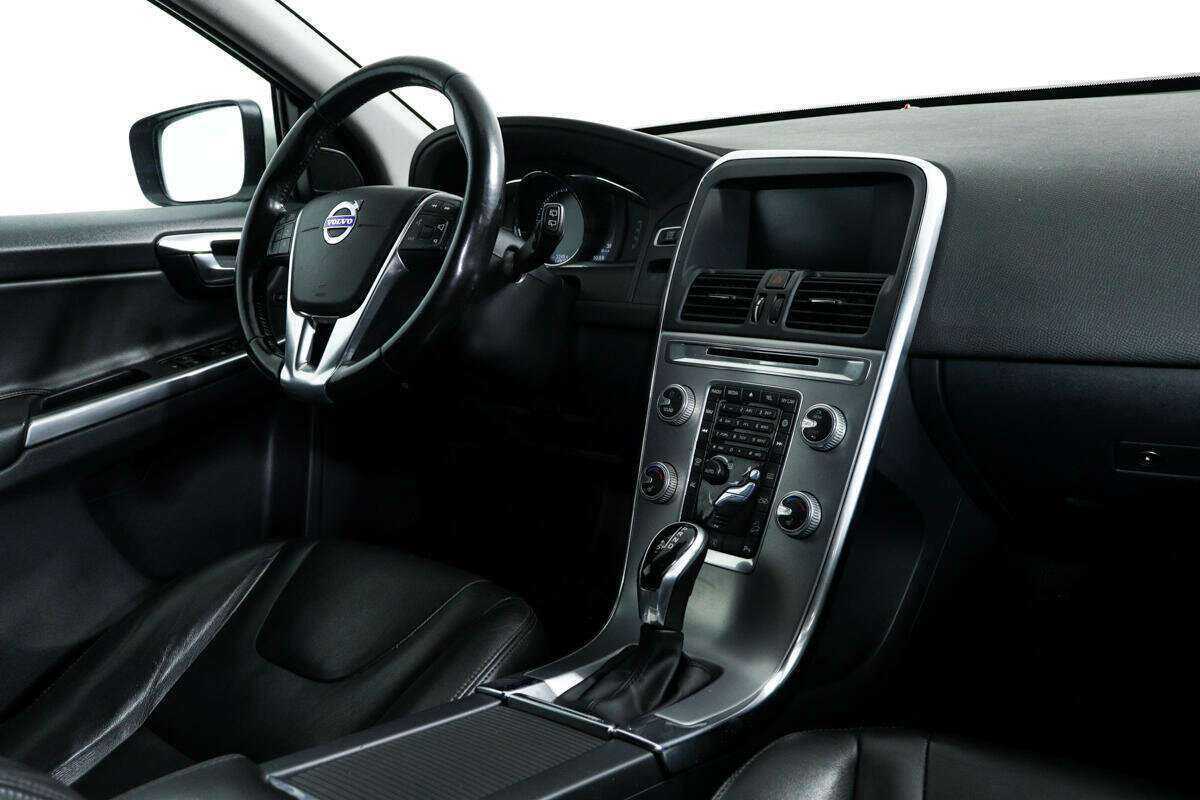 Купить Volvo XC60 с пробегом. Фото: #8