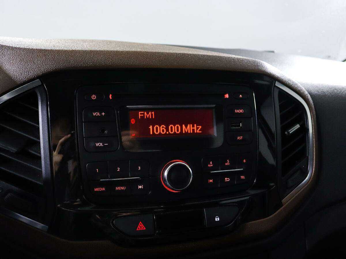 Купить Lada (ВАЗ) XRAY с пробегом. Фото: #14