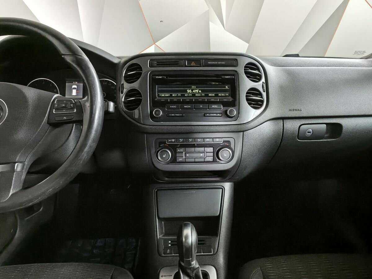 Купить Volkswagen Tiguan с пробегом. Фото: #10