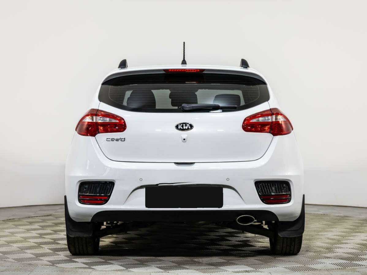 Купить Kia Ceed с пробегом. Фото: #4
