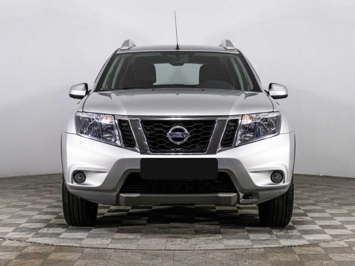 Купить Nissan Terrano с пробегом. Фото: #1