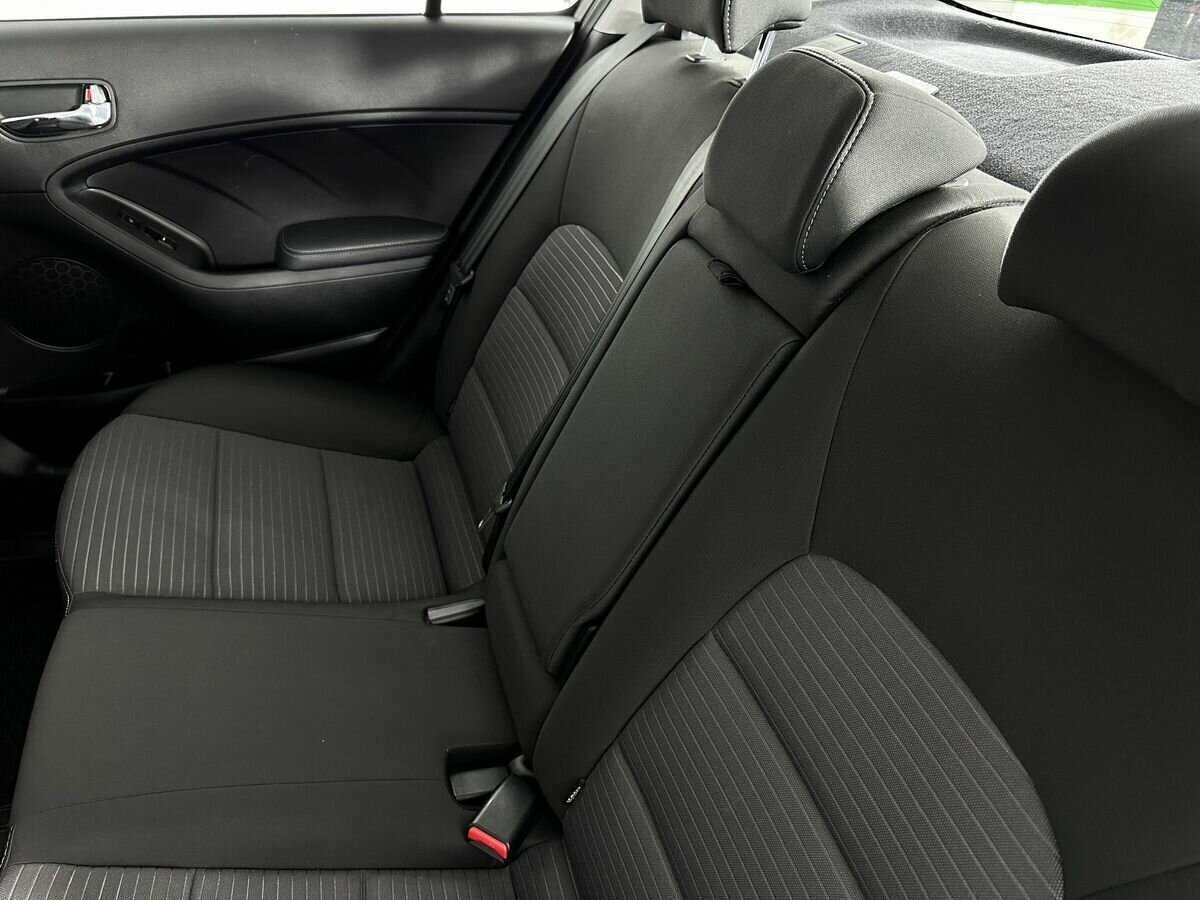 Купить Kia Cerato с пробегом. Фото: #10