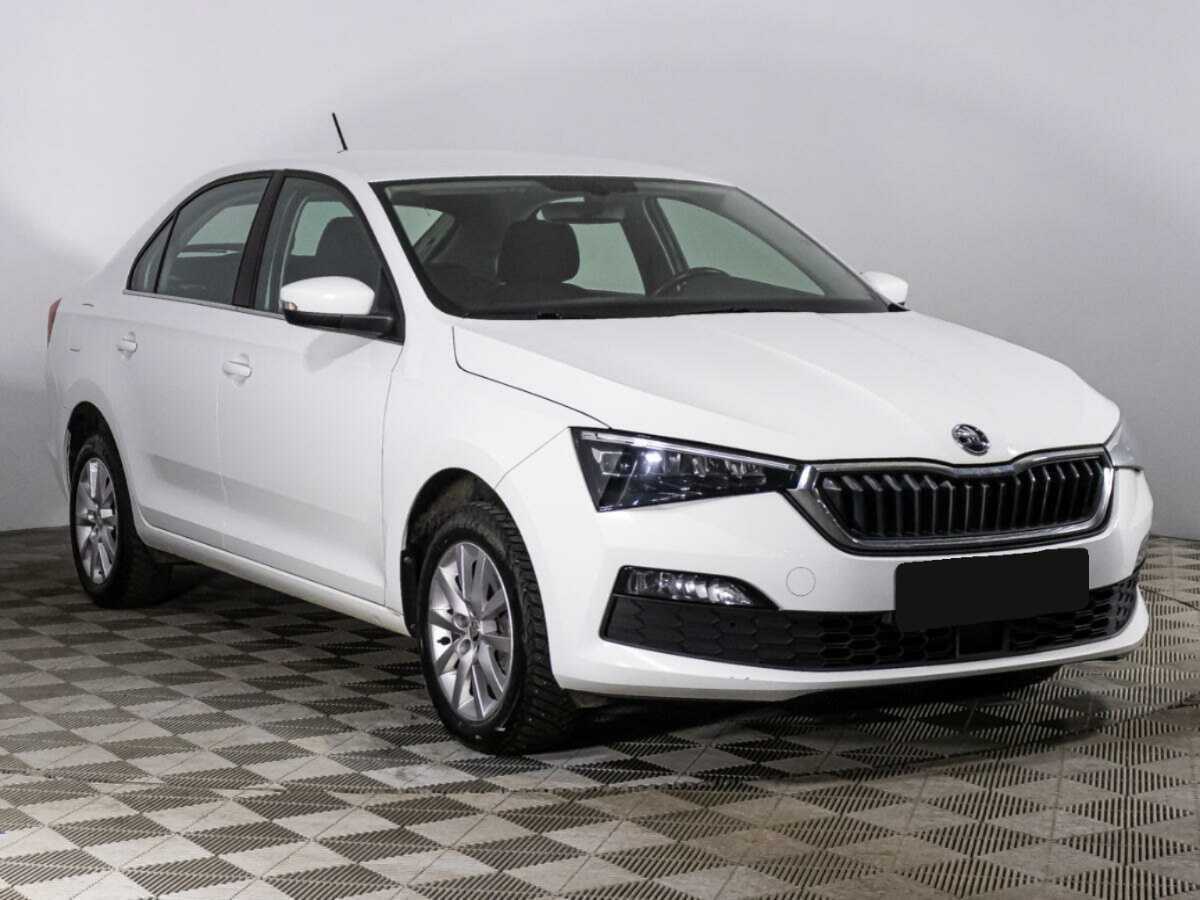 Купить Skoda Rapid с пробегом. Фото: #2
